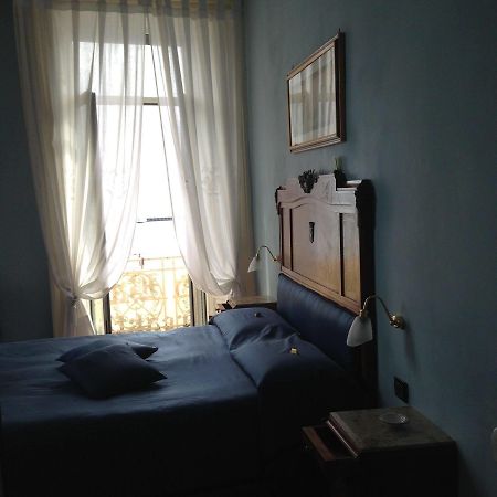ナポリ La Dimora Dei Baroni Bed & Breakfast エクステリア 写真