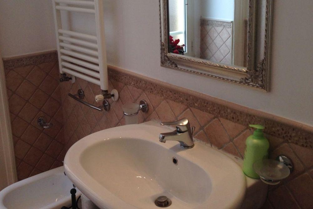 ナポリ La Dimora Dei Baroni Bed & Breakfast エクステリア 写真