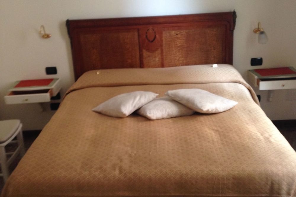 ナポリ La Dimora Dei Baroni Bed & Breakfast エクステリア 写真